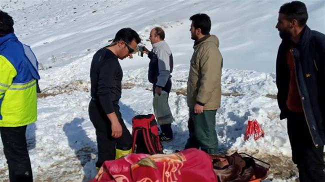 Quake near Iran-Turkey border kills 9, injures dozens 