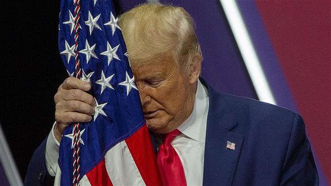 Trump imposes anti-Iran bans amid covid-19 