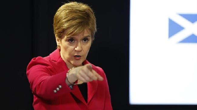 Sturgeon takes charge of Coronavirus crisis 