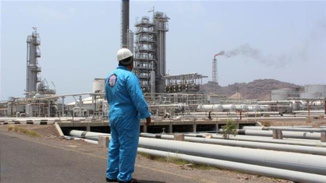 Warring sides accuse each other as blast hits oil pipeline in Yemen