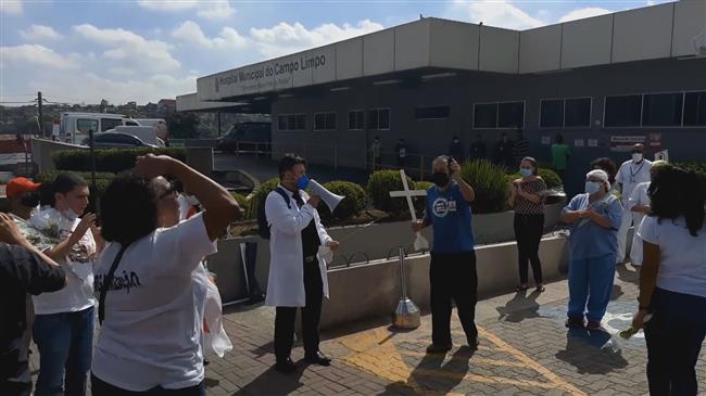 Brazil: Health workers protest working conditions