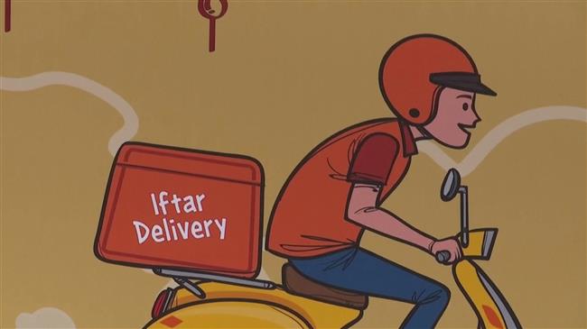 Closed German mosque delivers fast-breaking meals to Muslims, needy