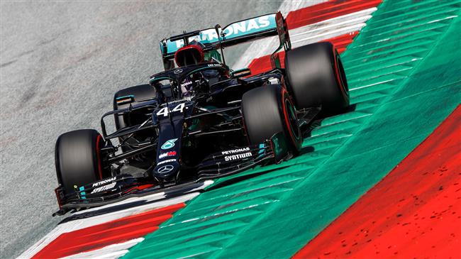 F1: Hamilton storms to Styrian Grand Prix pole