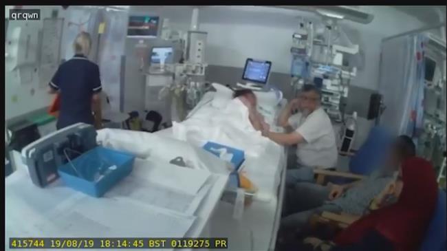UK police attack Muslim parents at daughter's bedside