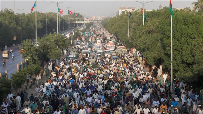 Heavy-handed security op against anti-France protesters fails in Pakistan
