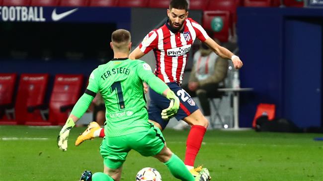Spanish La Liga: Atletico Madrid 1-0 Barcelona