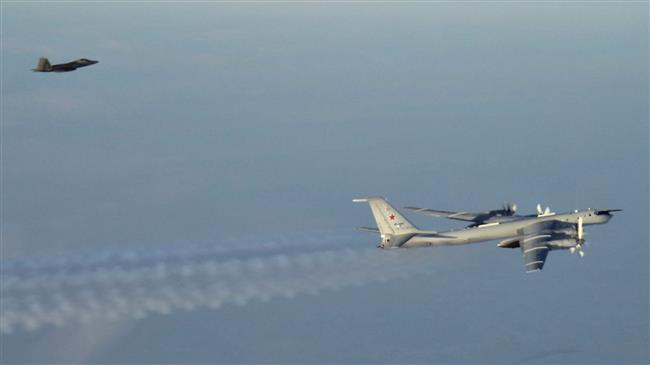 Zionist hawks running American foreign policy: Expert