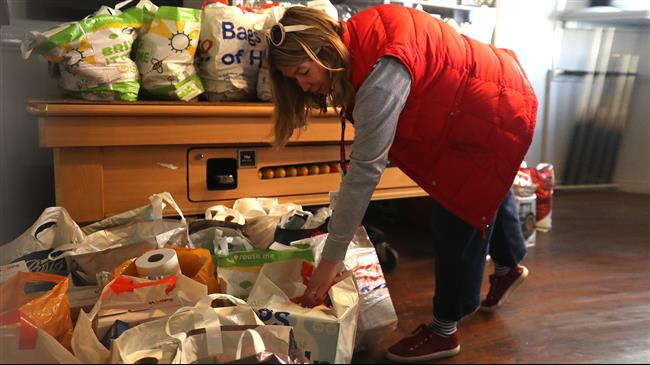 Food bank queues growing as pandemic exacerbates UK hunger crisis