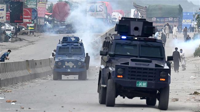 People angry over delay in expelling French envoy to Pakistan