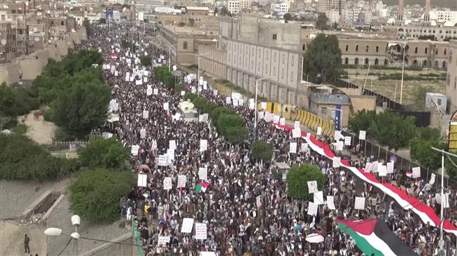 Yemenis rally in capital Sana'a in solidarity with Palestinians