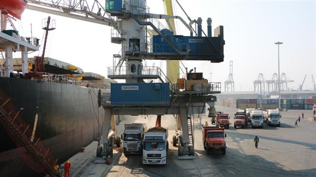 Iran reports 10% surge in loading/unloading operations at ports