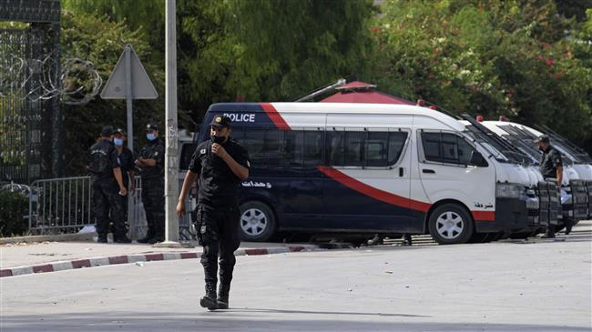 Tunisia’s biggest political party urges dialogue to resolve political crisis
