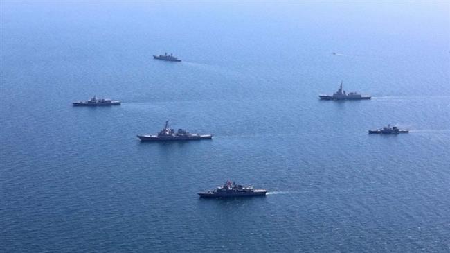 US Navy/marine russe: le vainqueur ?  