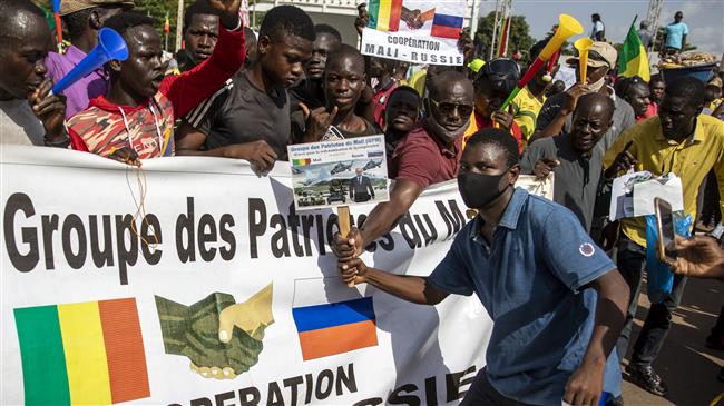 Mali: Barkhane fuit les Russes ou ...?